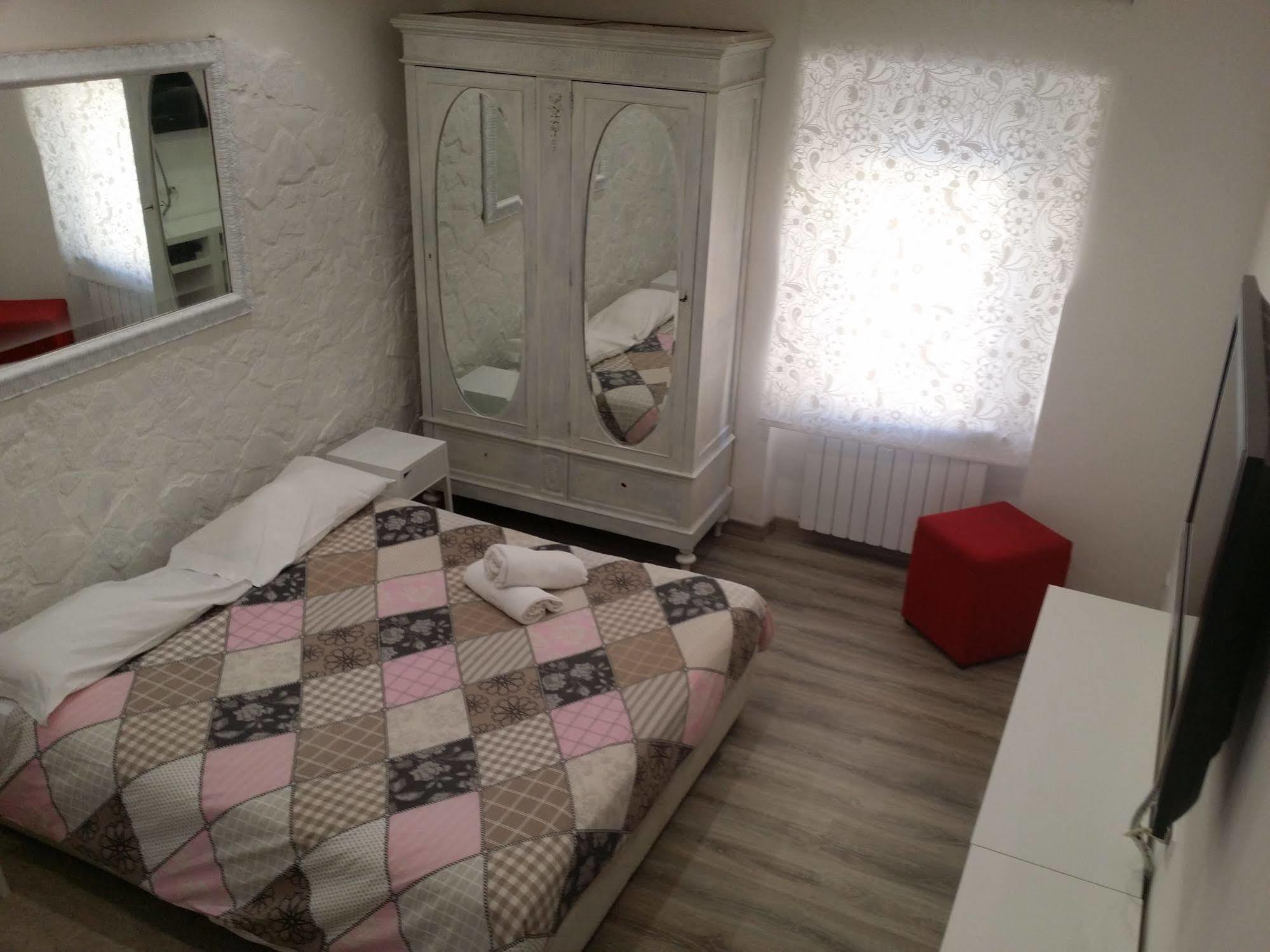 Zara Appartamento Reggio di Calabria Exterior foto